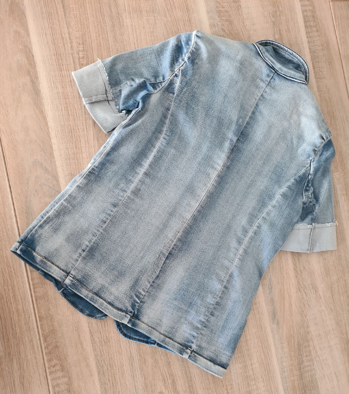 Giacche: Blazer jean délavé marque "DENIM" (M) – Nuovo e nell'imballaggio originale da Etoy venduto da MyStyleMyMode 4