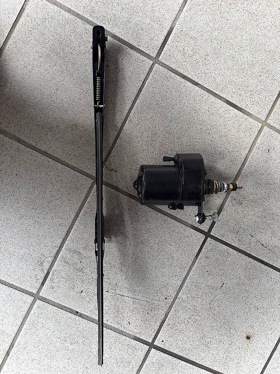 Alle Ersatzteile: Scheibenwischmotor – Gebraucht aus Triesenberg von eli_99z8 1