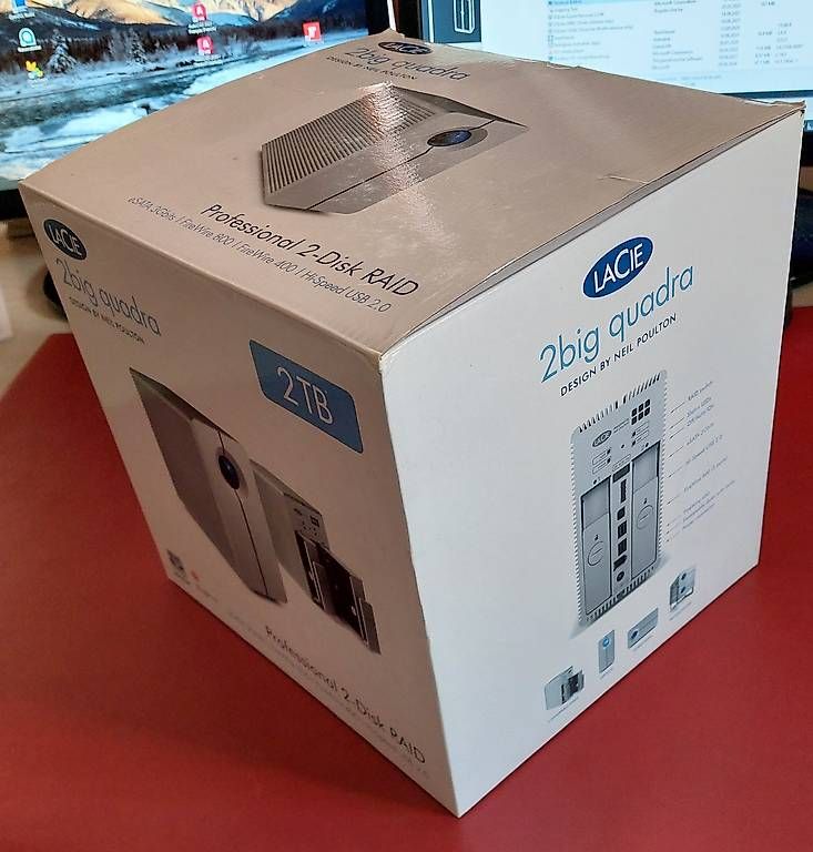 Dischi rigidi: LaCie Professional 2-Disk RAID – Usato da Oberegg venduto da Bakuchiku 2