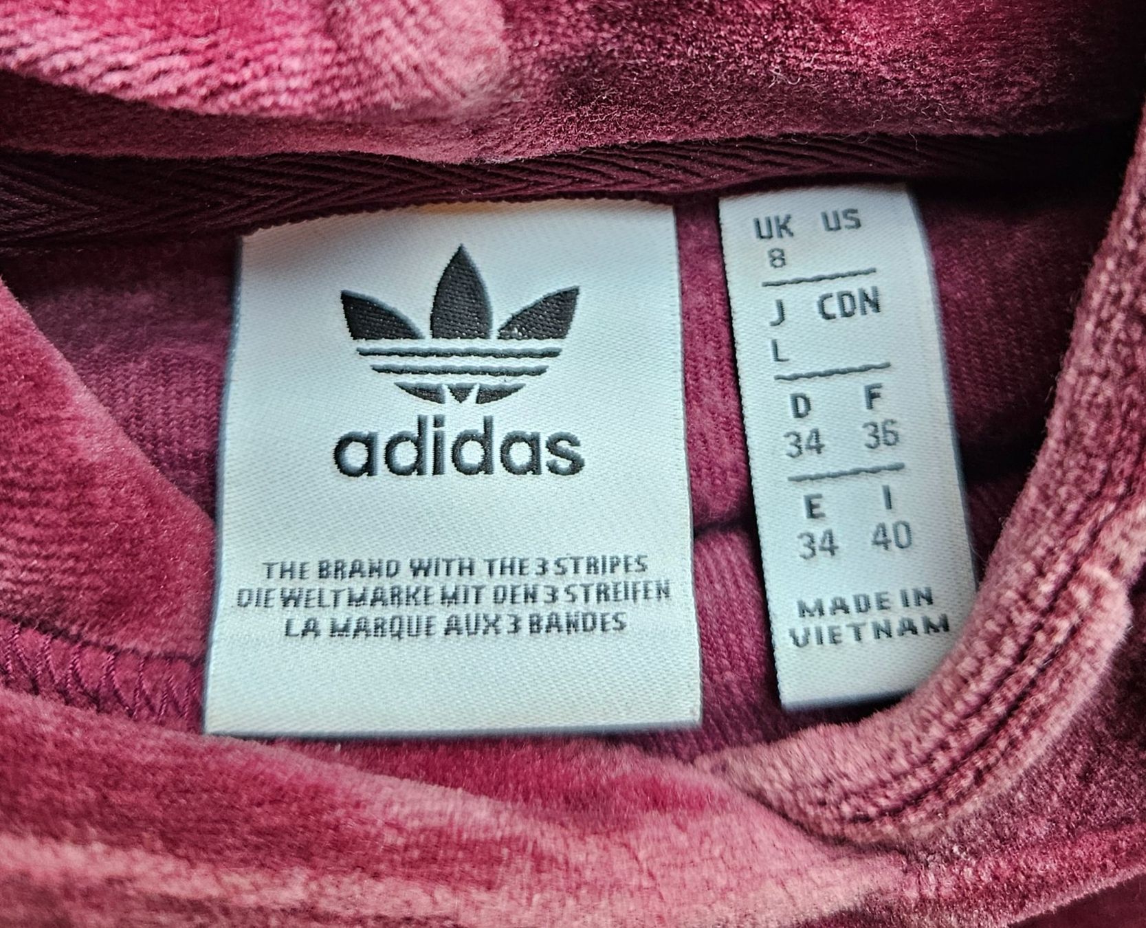 Adidas Pullover & Sweatshirts: Cropped Sweater adidas Grösse S retro Pullover Hoodie – Gebraucht aus Hägglingen von United-Village-Trade 4