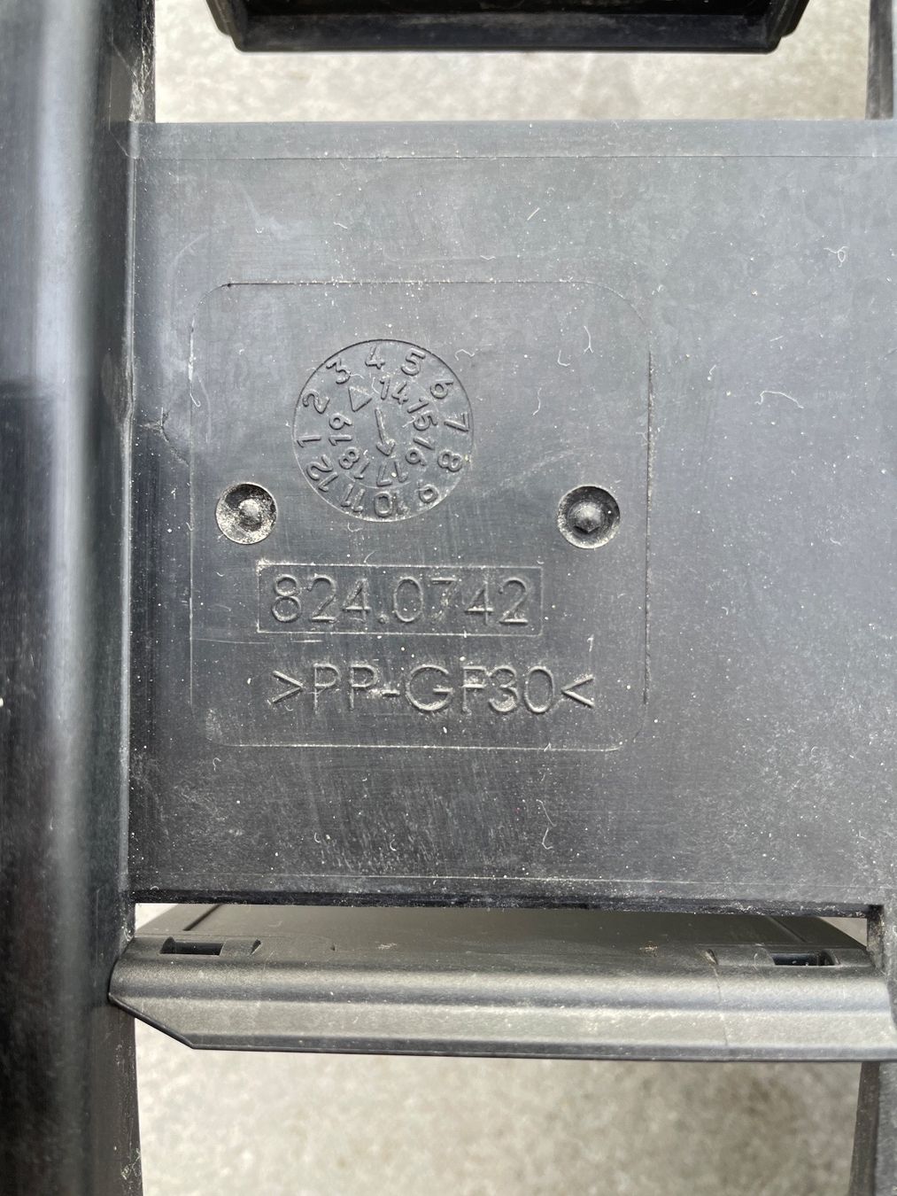 Land Rover Tutti pezzi di ricambio auto: Landrover Luftkühler 824.0742 – Usato da St. Gallen venduto da mai_zpt7 1