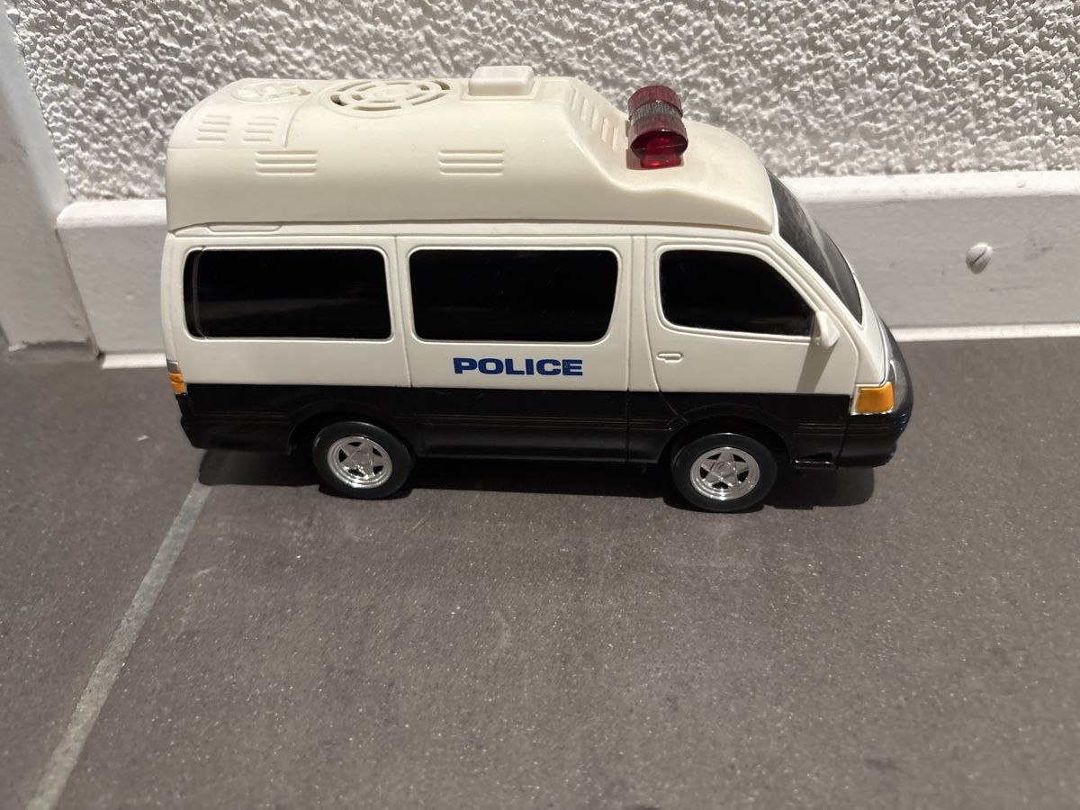 Voitures modèles: Vintage Polizei Auto 1970 – D'occasion à Grosshöchstetten par Kreator20 2