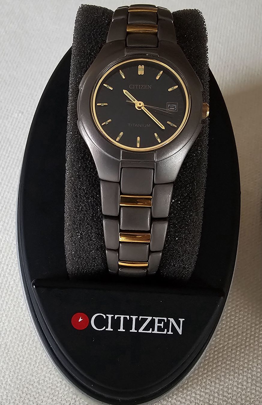Citizen Orologi: CITIZEN TITANIUM Elegante Damenuhr 28.5mm – Usato da Speicher venduto da Lemore 2