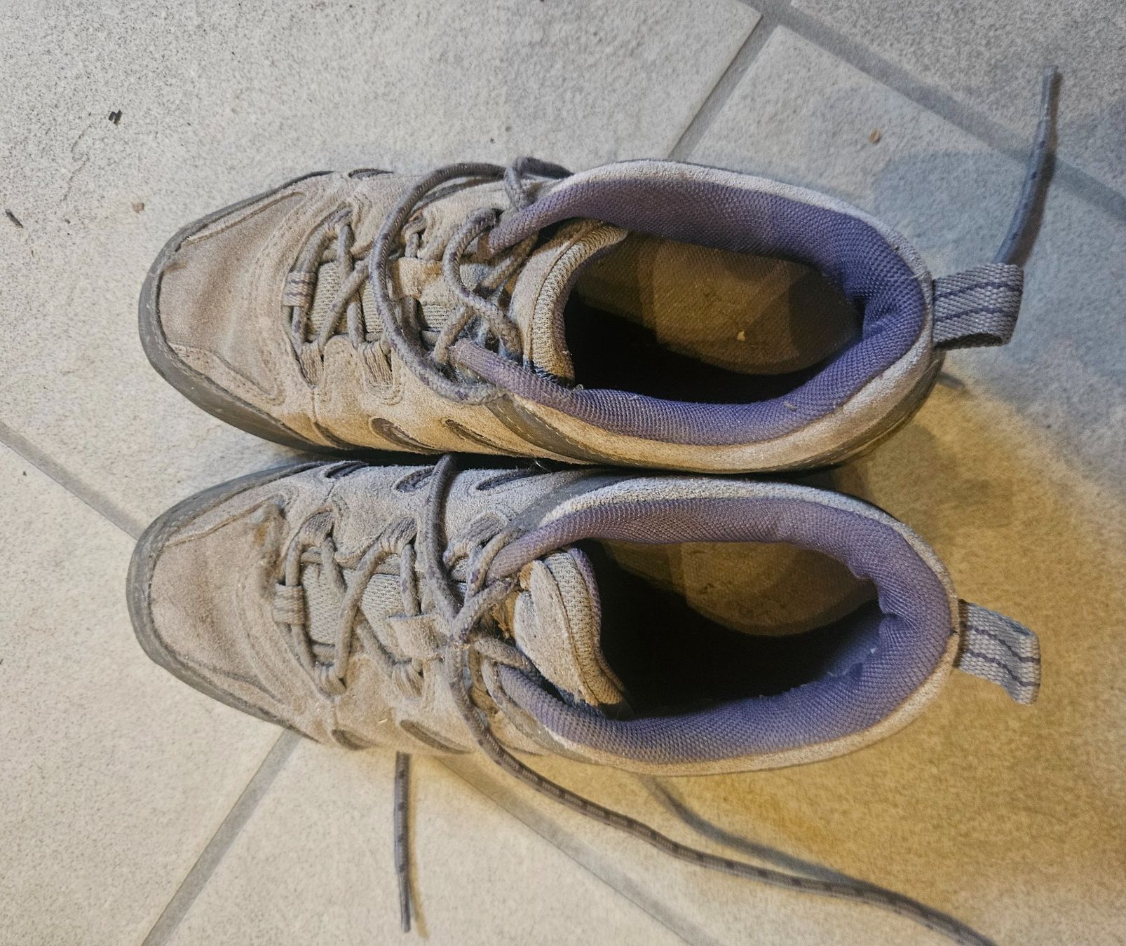 Everest Damenschuhe: Everest Wanderschuhe Gr 37 – Gebraucht aus Volketswil von Lokitier