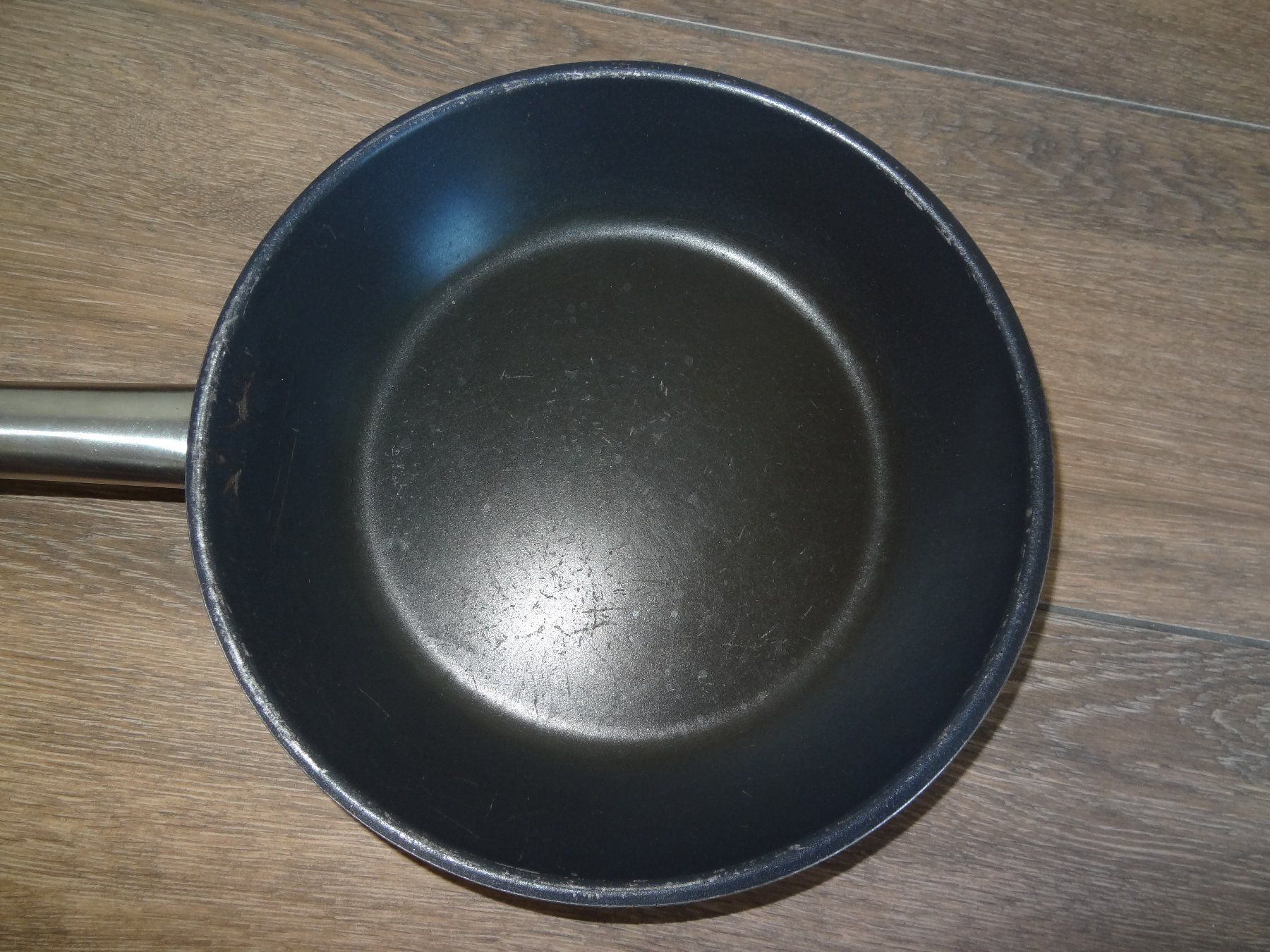 Ikea Pfannen: Poêle antiadhésive 24cm – Gebraucht aus Satigny von salvatore73 1