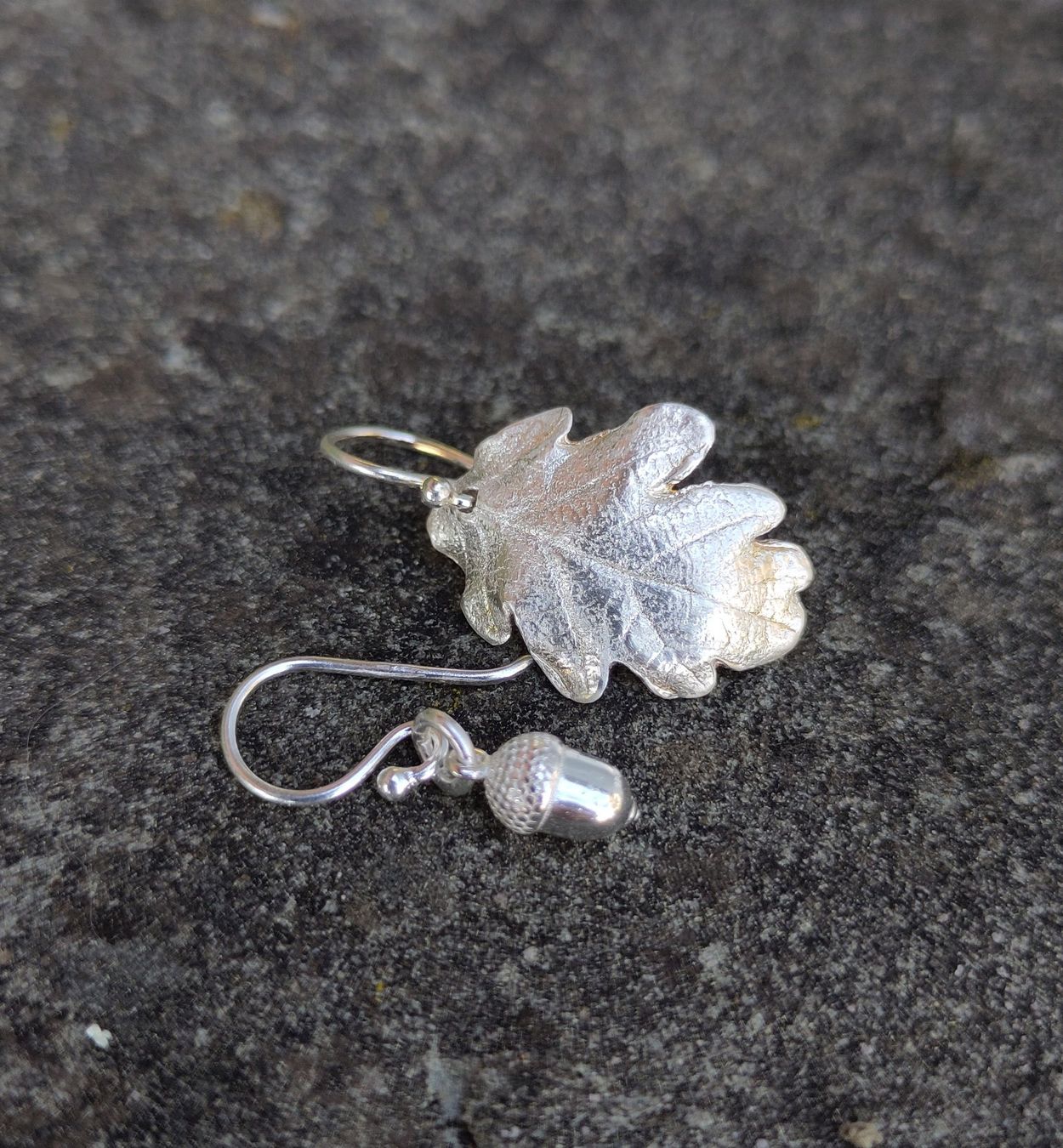 Boucles d'oreille: Silber-Eichenblatt und Eichel Ohrhänger – Neuf avec emballage d'origine à Lauperswil par Naturhandwerk 1