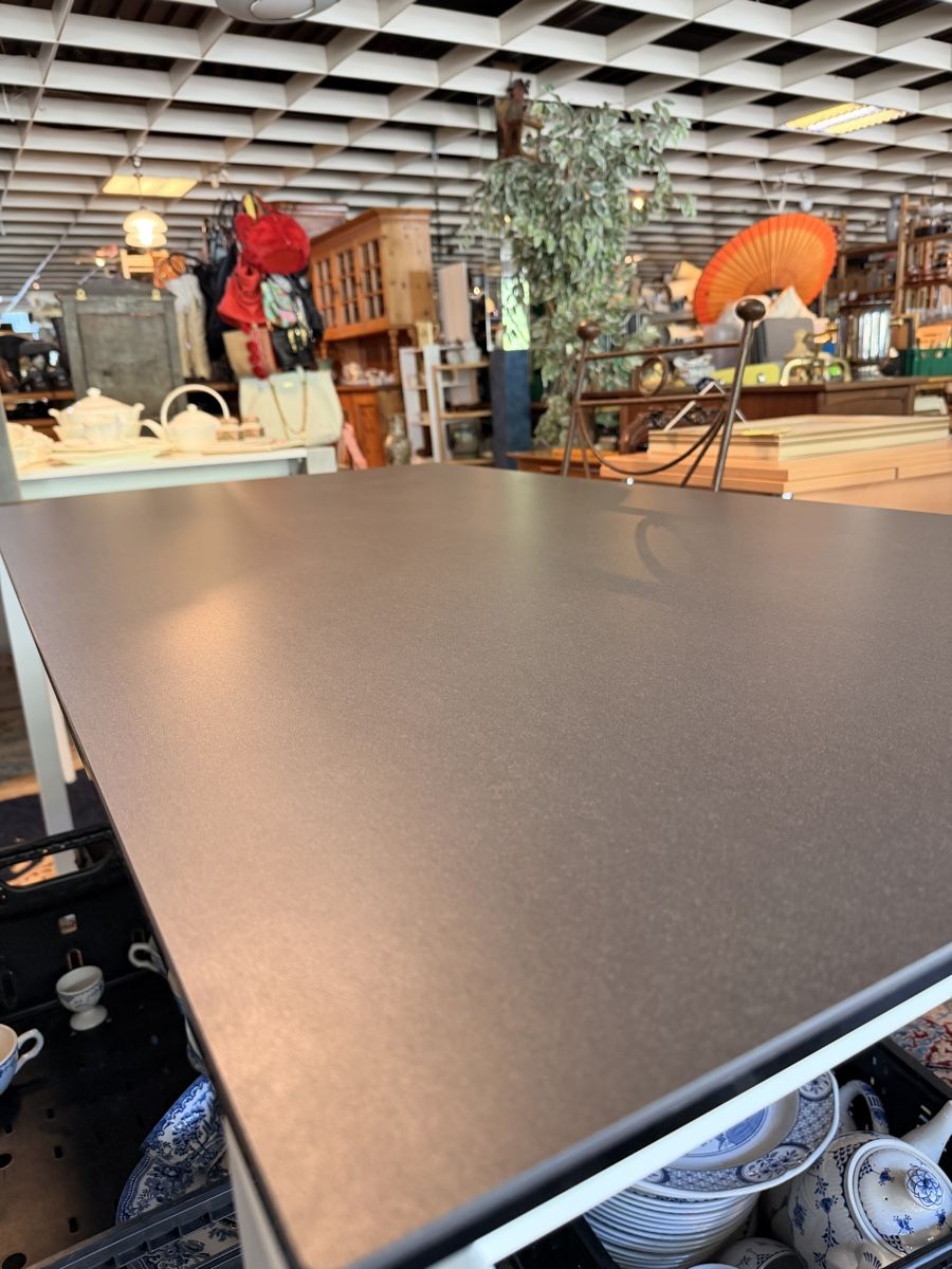 Calligaris Tische: table à manger moderne CALLIGARIS neuve  – Gebraucht aus St-Maurice von antikdestok 3