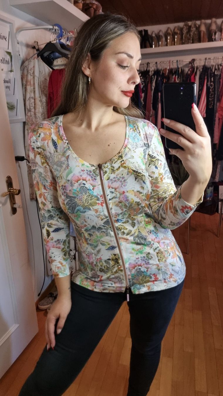 Camicette: Strickjacke /Bluse Eva Claudi Größe 38-40  viscose – Usato da Wald ZH venduto da CapLux 9
