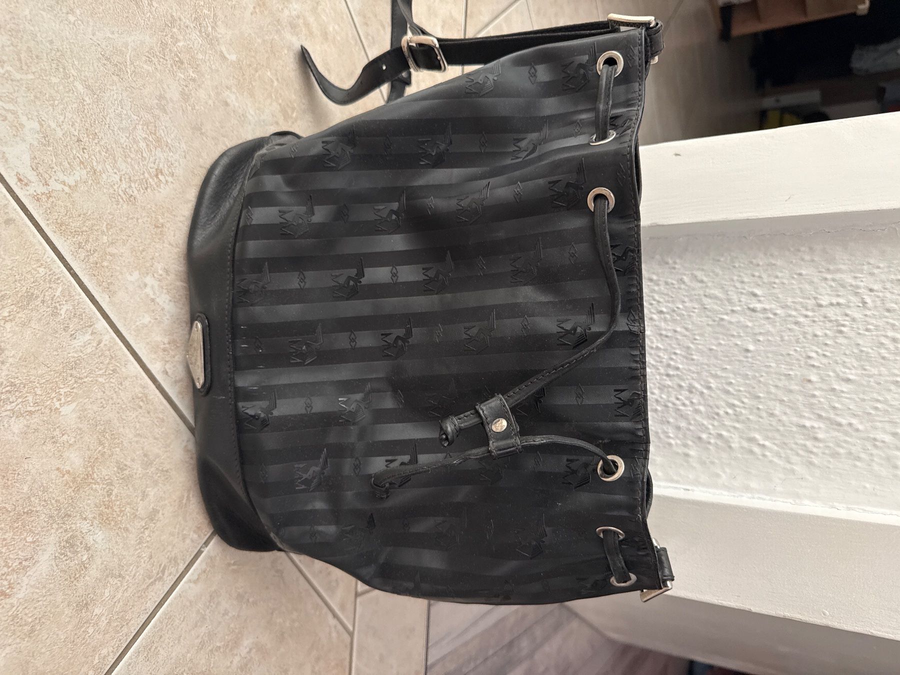 Maison Mollerus Sacs femmes: Maison Mollerus "Niesen" Beuteltasche – D'occasion à Muhen par jen_89vg