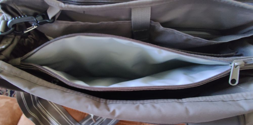 Lässig Borse & Zaini: Baby-Reisetasche – Usato da Kaltbrunn venduto da bagadeath 5