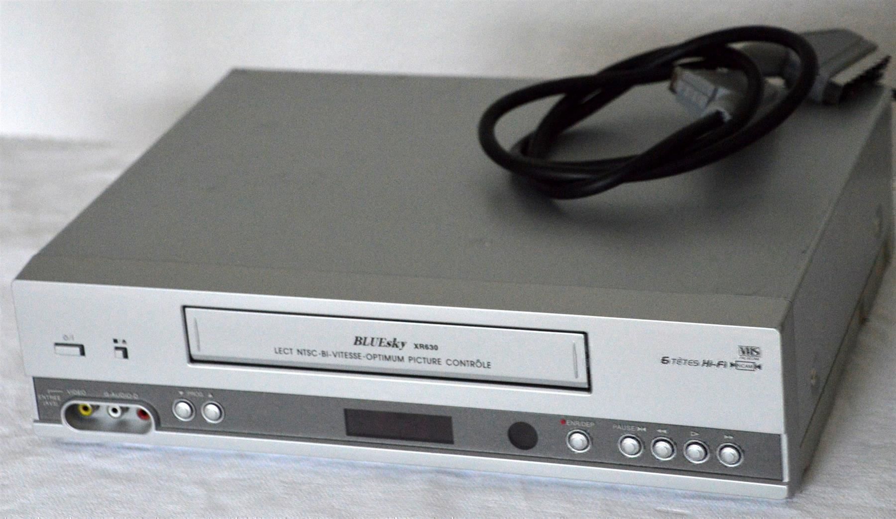Aufnahmegeräte: Videorecorder VHS  BlueSky XR630 magnétoscope – Gebraucht aus Collonges von arashee 1