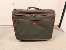 Longchamp Kleidersack mit Rollen olivgrün