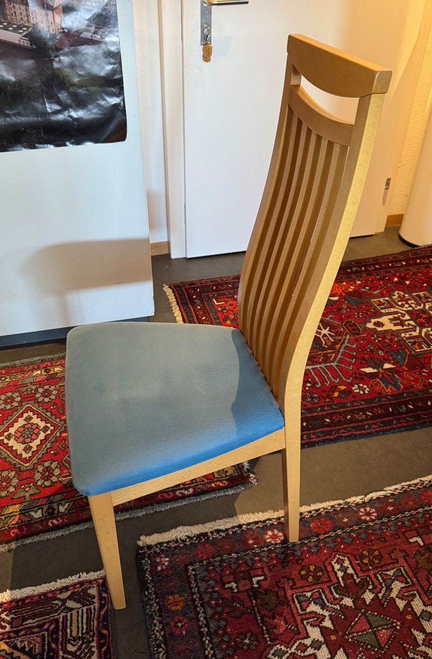 Tavoli: Tisch mit 6 Stühlen – Usato da Arni AG venduto da Ivoma 3