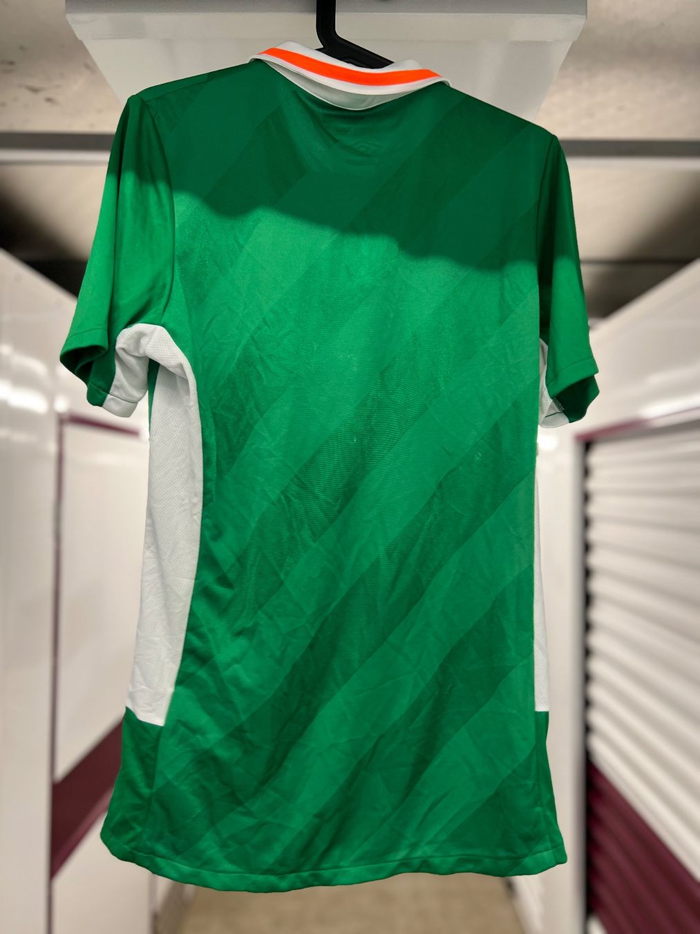Umbro Canottiere & Pantaloni: Umbro Ireland Trikot 2016-2017 – Usato da Cully venduto da DealerPrice 4