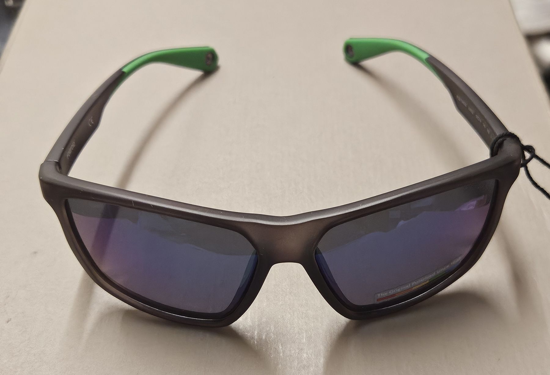 Polaroid Occhiali & Lenti: Polaroid Sonnenbrille PLD 7040/S  – Nuovo (secondo la descrizione) da Dachsen venduto da Topparts1