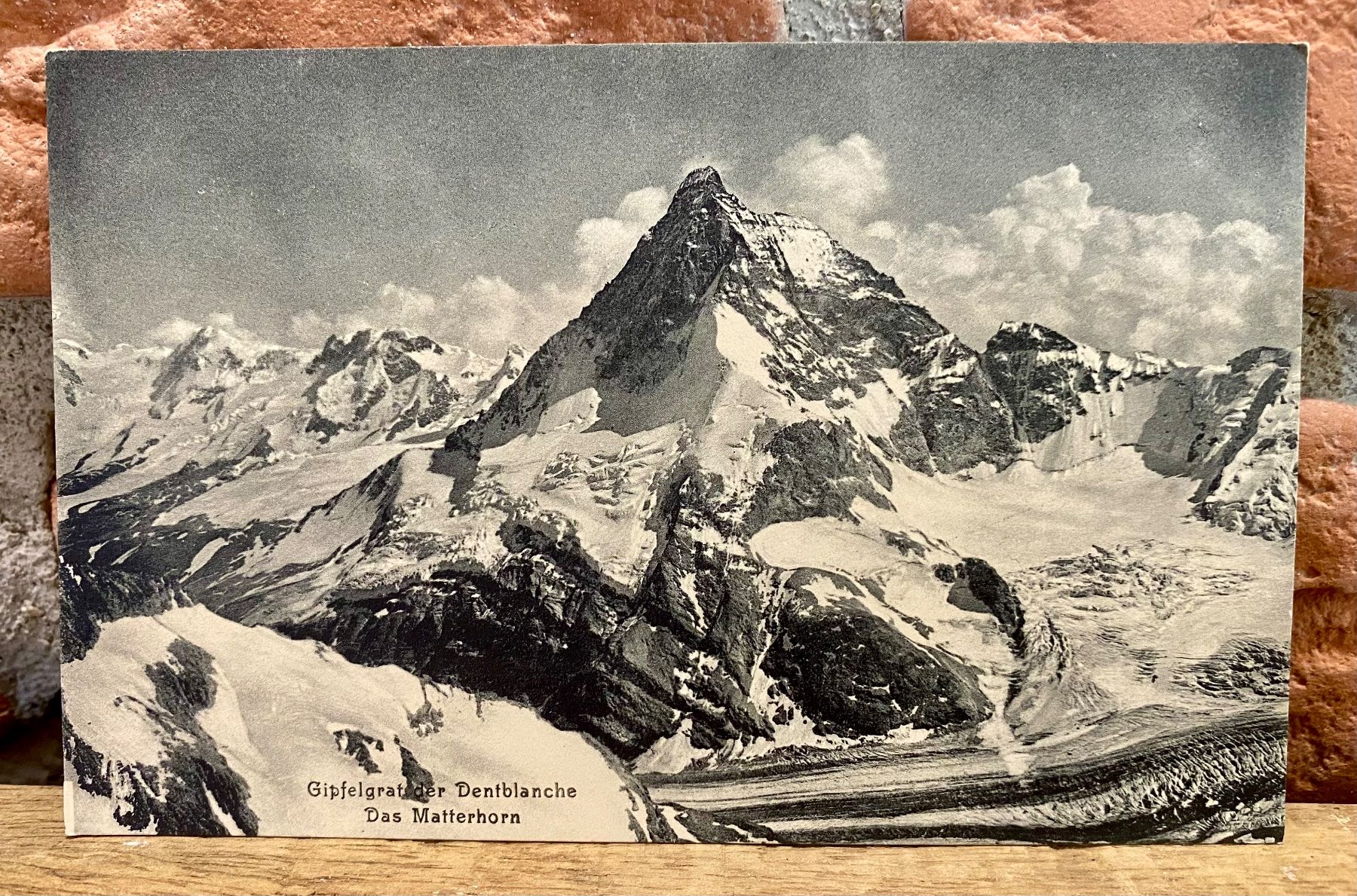Cartoline postali: Gipfelgrat der Dentblanche - Das Matterhorn – Usato da Root venduto da ENGLAND-TREASURES