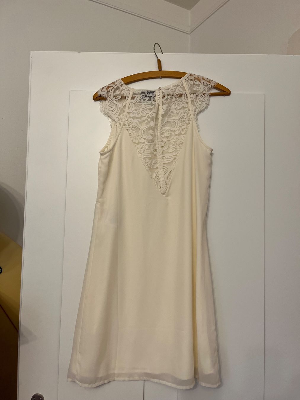 Vila Kleider: Sommerkleid mit Spitze Gr.XS – Gebraucht aus Zürich von wol_s9qg 1