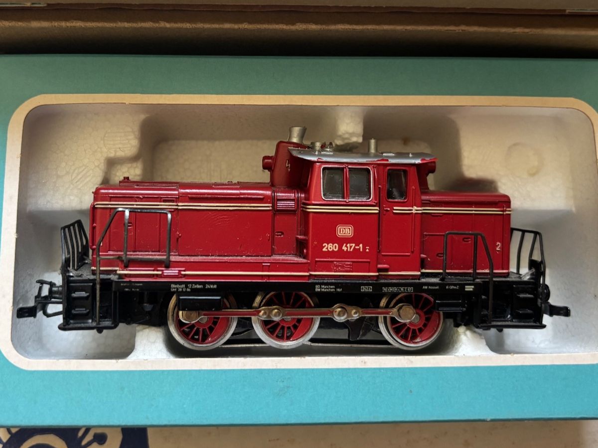 Märklin Modellini di ferrovie: Märklin Lokomotive – Usato da Ziefen venduto da adr_vts8