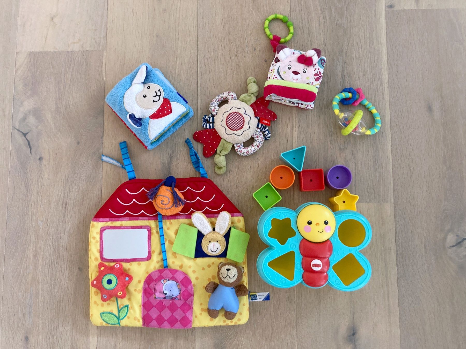 Giocattoli: Herziges Baby Spielzeug Set – Usato da Eggenwil venduto da Lissi82