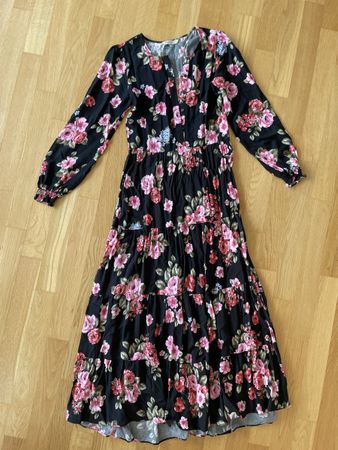 Stradivarius Maxikleld Gr. S