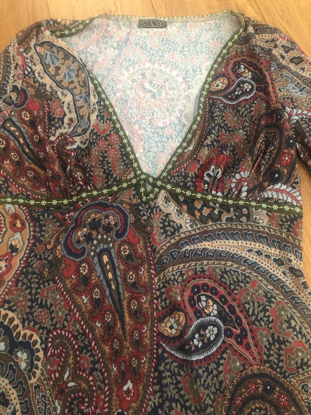 Blusen: Sexy geschnittene Oberteil s – Gebraucht aus Pfaffhausen von Klaras_second_hand 2
