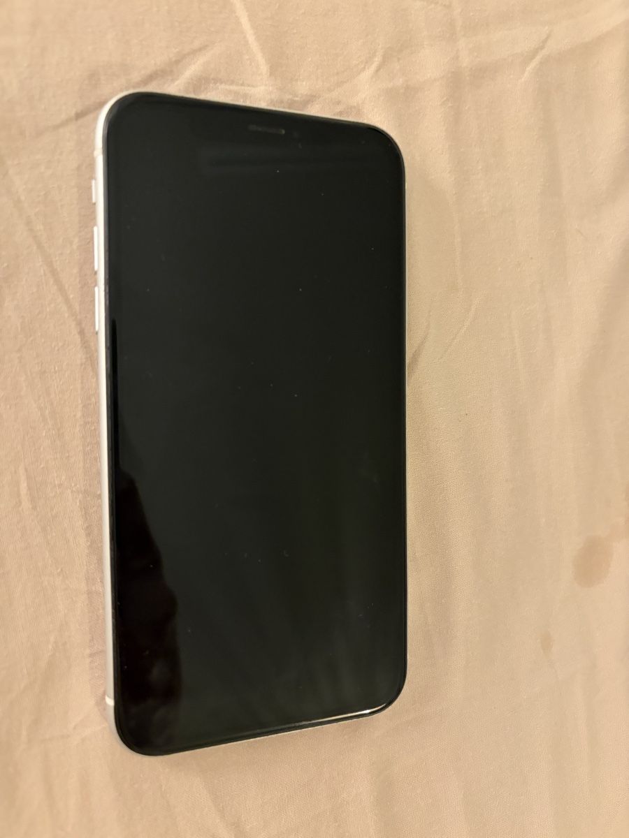 Apple Telefoni cellulari / Smartphones: iPhone XR - 64GB - Weiss – Usato da Zürich venduto da mickeey 1