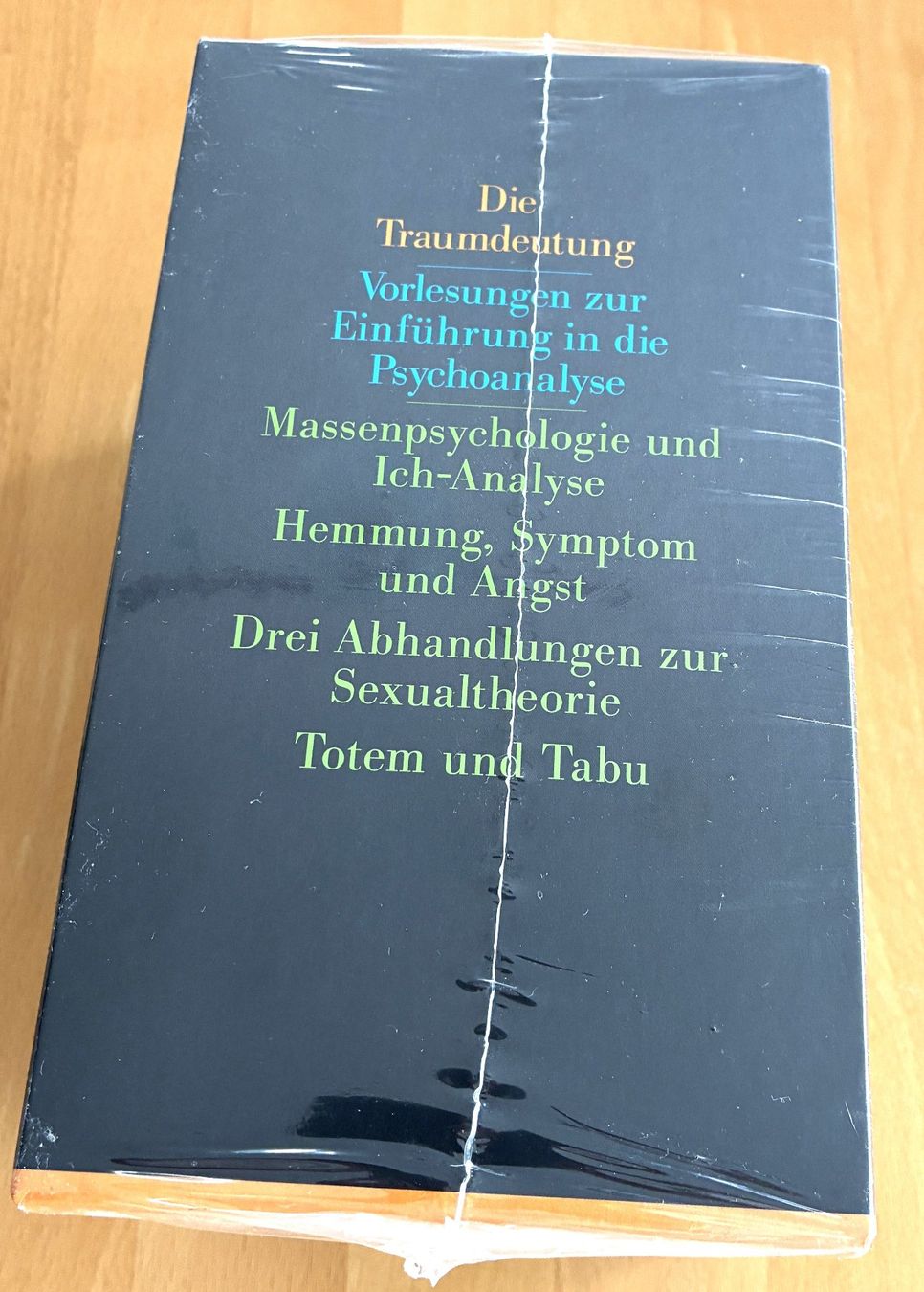 Libri: Hauptwerke von Sigmund Freud – Nuovo e nell'imballaggio originale da Schöftland venduto da mioplus 2