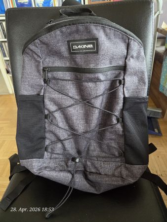 Dakine WNDR 18L Rucksack, fabrikneu,, Top Zustand!