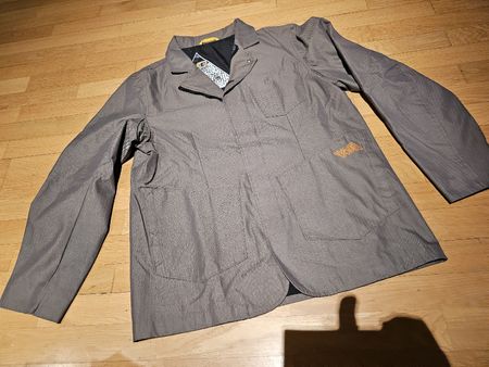 superschöner volcom Herren Rock gr.M
