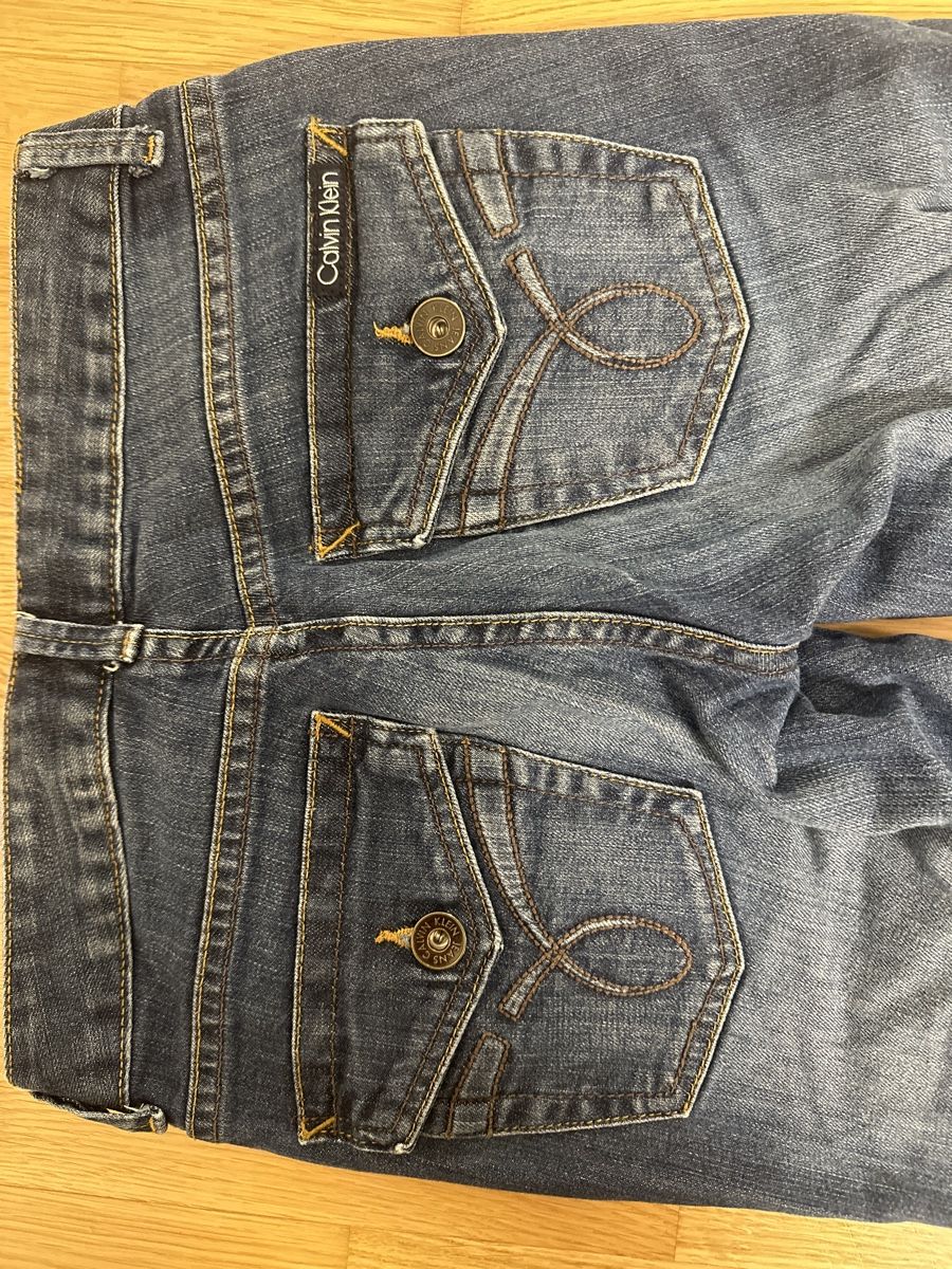 Calvin Klein Jeans: Calvin Klein Jeans, Bootcut / Straight leg – Usato da Neuenegg venduto da kar_smg9 2