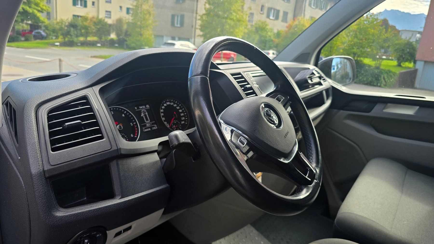 VW Nutzfahrzeuge: VW T6.1 2.0 TDI DSG – Gebraucht aus Emmenbrücke von meu_2j8p 7