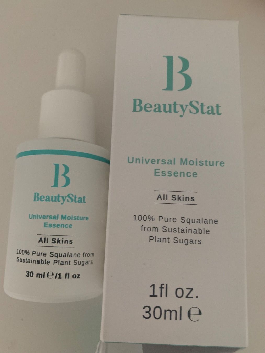 Cura del viso: BeautyStat Universal Moisture Essence, Ladenpreis CHF52.80 – Nuovo e nell'imballaggio originale da Zürich venduto da deruja