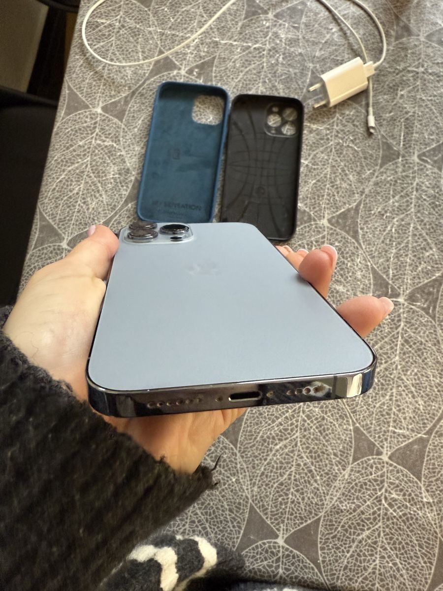 Apple Telefoni cellulari / Smartphones: iPhone 13 Pro max 128GB top Zustand – Usato da Luzern venduto da Lorena.haj 6