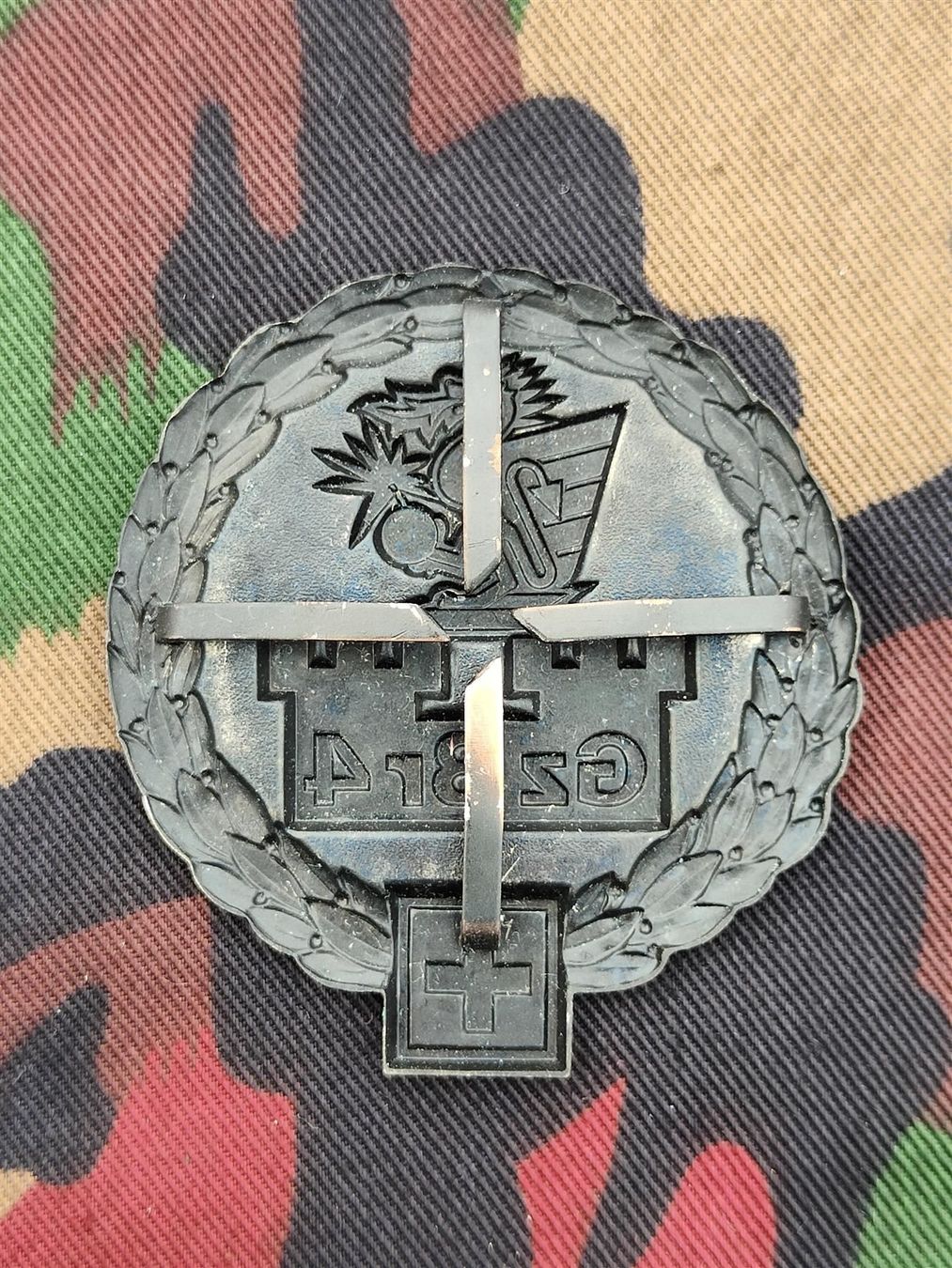 Placchette & Badge: Béretemblem Grenzbrigade 4 – Usato da Bauma venduto da SwissMilitaria 1