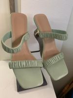 Sandalen, 37,  Absatz sehr speziell