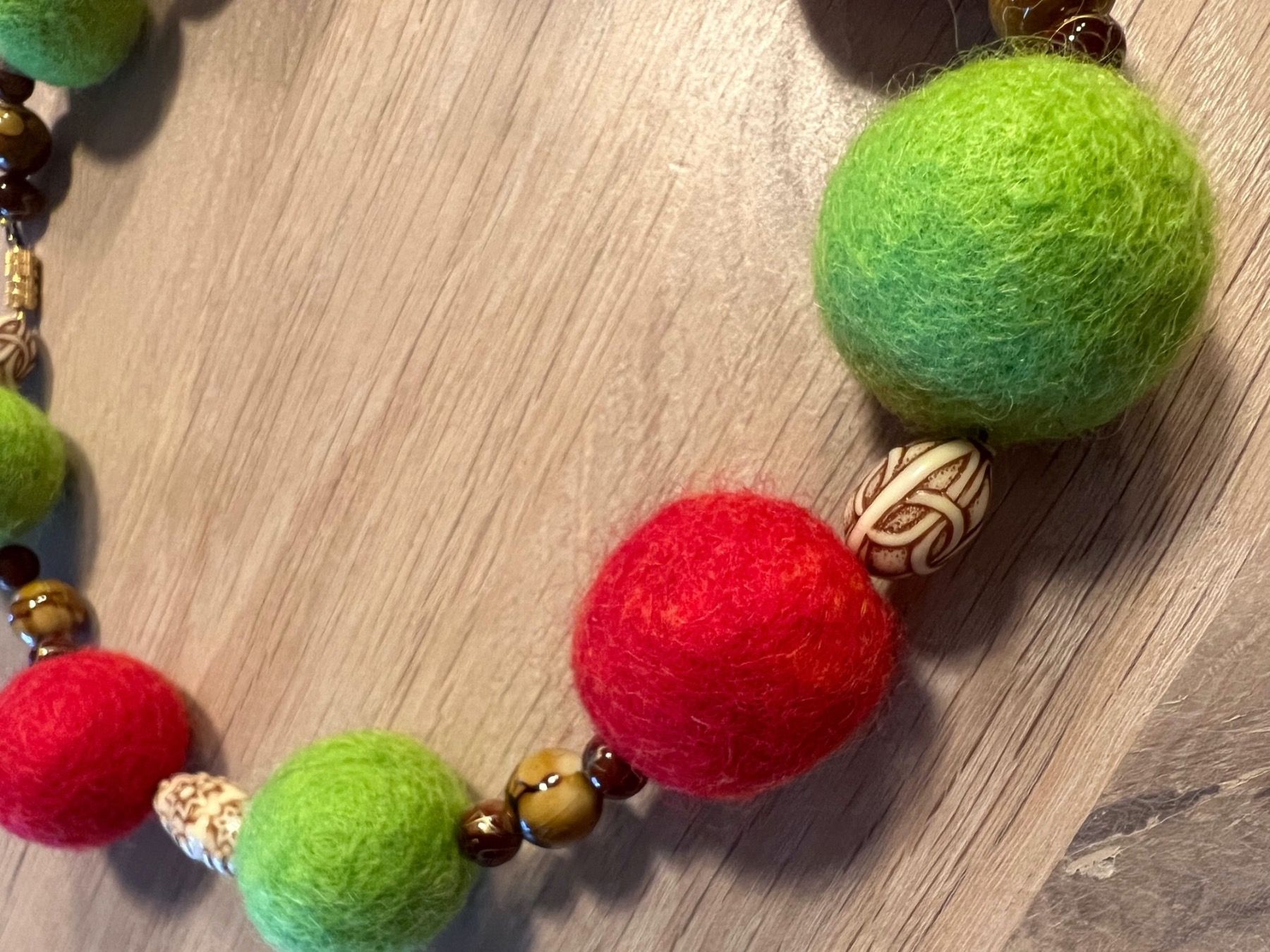 Ketten: Filz Halskette handmade 50cm NEU – Neu (gemäss Beschreibung) aus Wuppenau von Alfreg 1