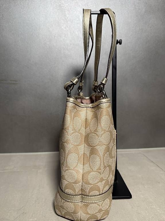 Borse da donna: Coach Tasche  – Usato da Dällikon venduto da Anna.s.45 4