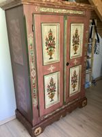Schönen Bauernmalerei Schrank, ideal für jedes Zimmer!