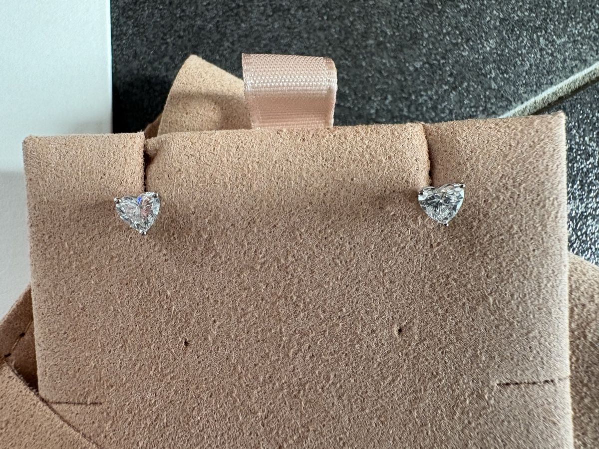 Christ Orecchini pendenti & Orecchini a lobo: Diamantohrstecker 0.6ct/ Weissgold – Nuovo e nell'imballaggio originale da Fehren venduto da Frischki 1