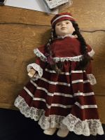 Vintage Porzellanpuppe "The Classique Collection"  (C)
