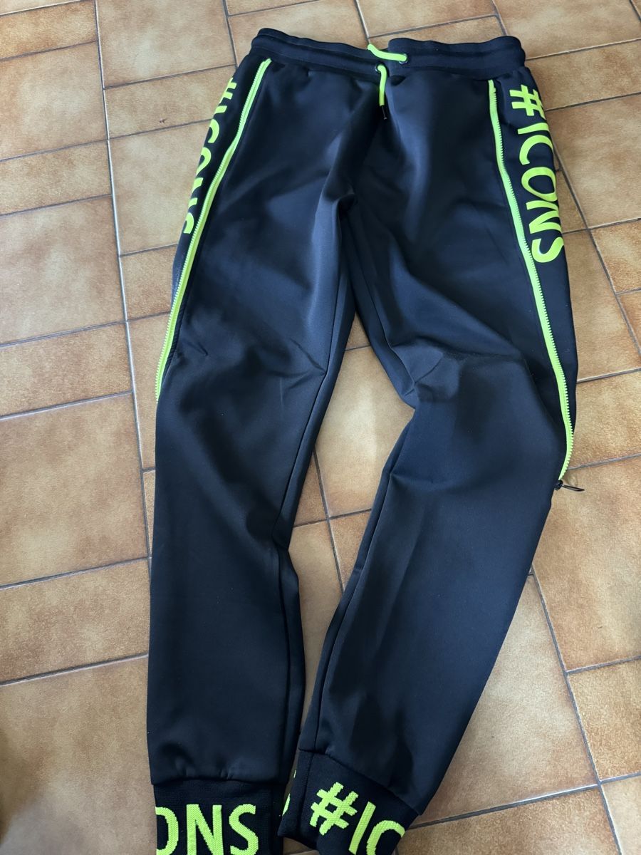 Pantaloni: Pantalon jogging icon noir/jaune XL – Usato da Veyrier venduto da kimedovapa