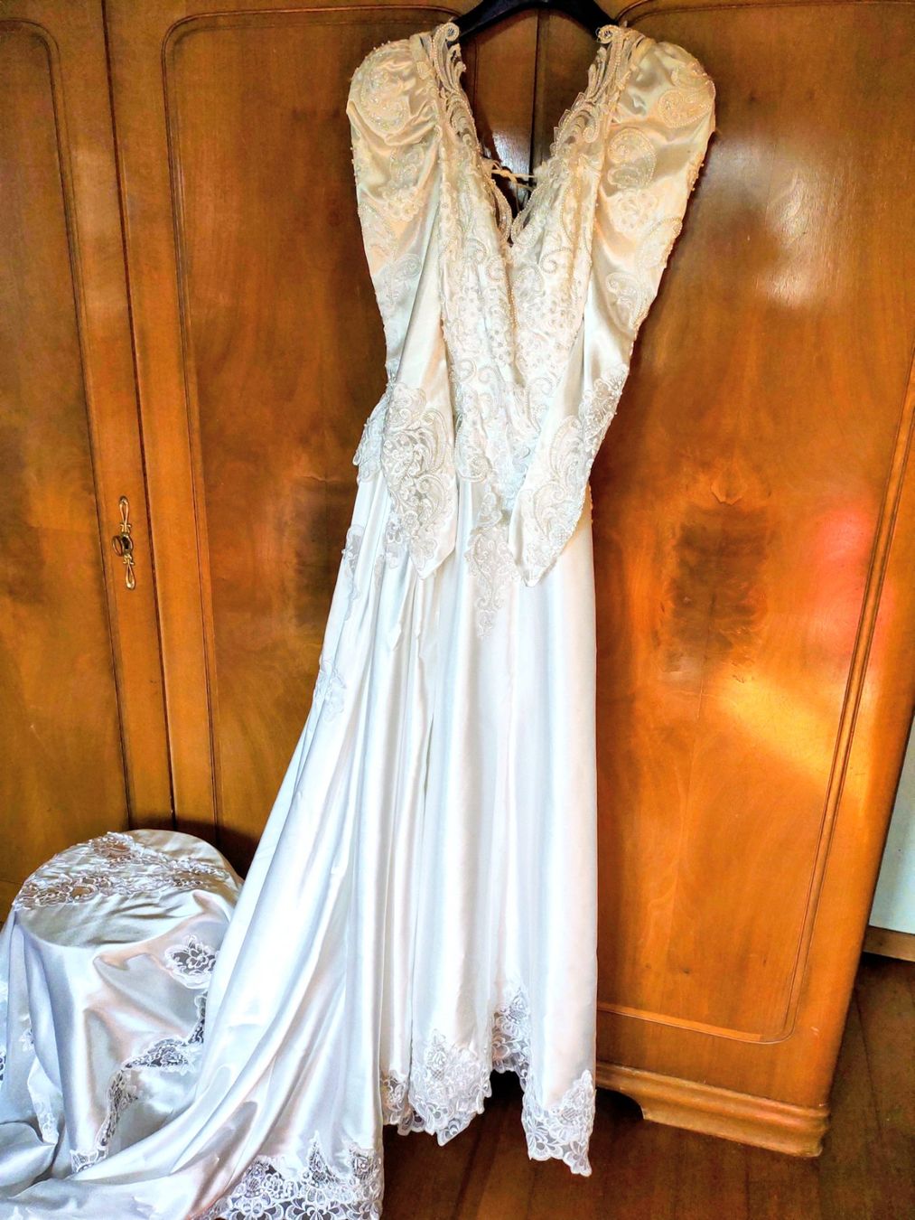 Vestiti: Wunderschönes Hochzeitkleid Grösse 36 – Usato da Montlingen venduto da Nikita-Sidney 1