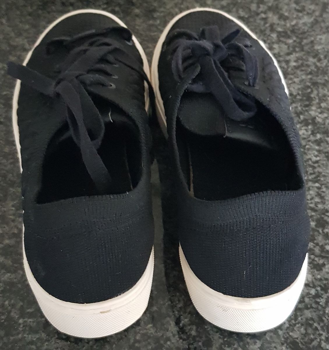 Ugg Herrenschuhe: UGG Sneaker Gr. 37 – Gebraucht aus Mauensee von Braut-kleid 1