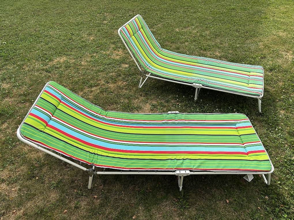 Liegen & Liegestühle: 2stk Sonnenliegen – Gebraucht aus Giswil von man_ny8l