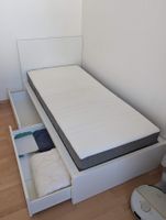 Bett mit Bettkasten und Matratze 90x200