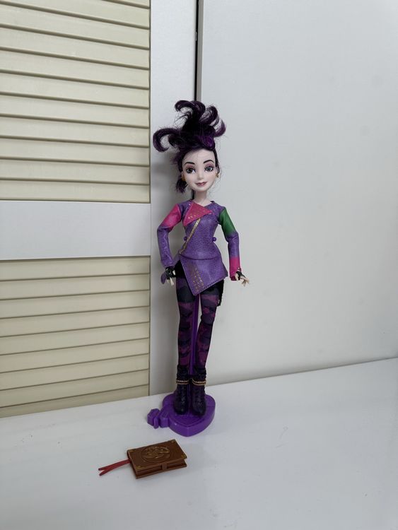 Disney Descendants Signature Mal Isle of the Lost Doll | Kaufen auf Ricardo