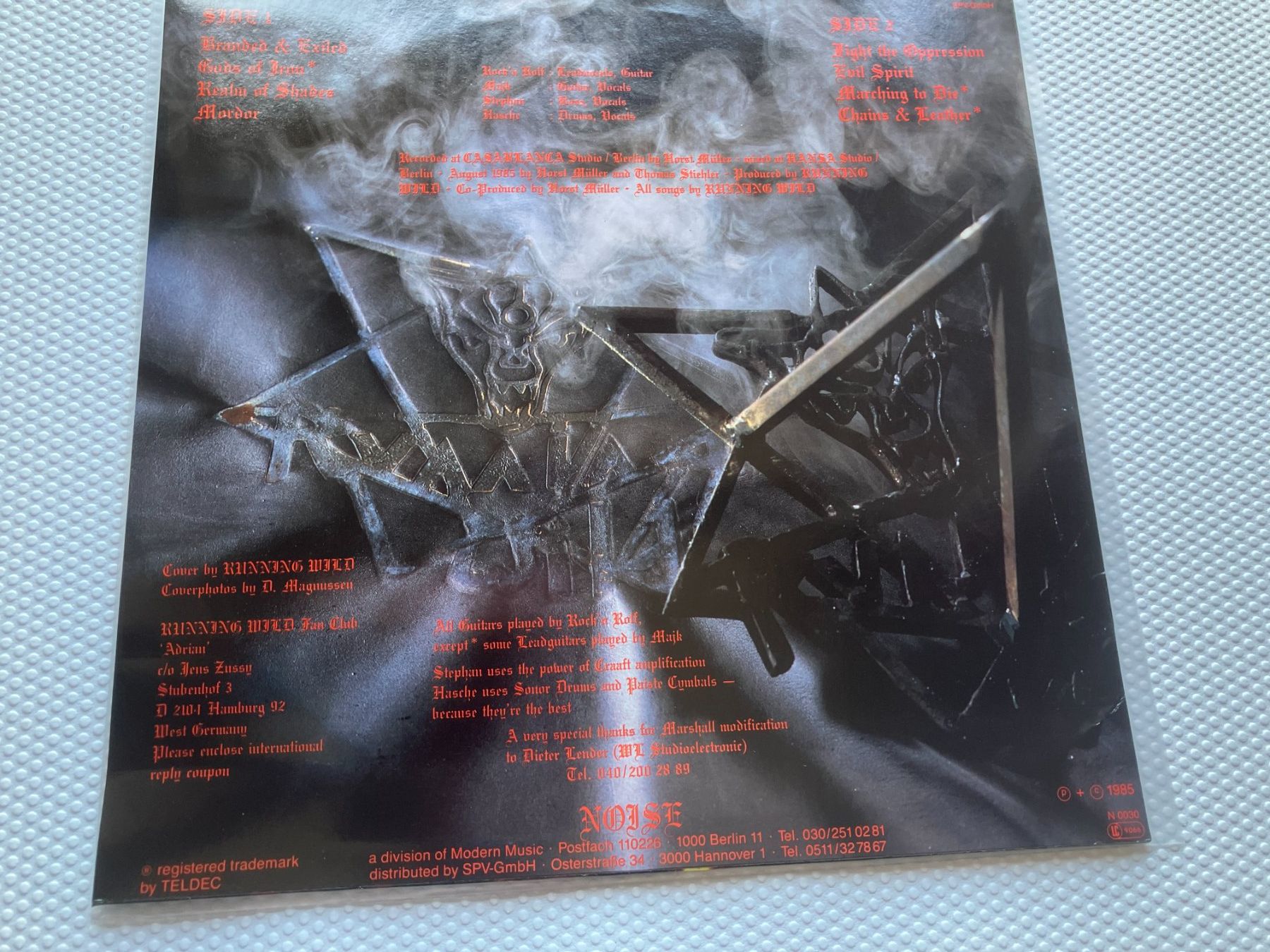 Dischi in vinile: Running Wild – Usato da Aarwangen venduto da Jukebox3 2