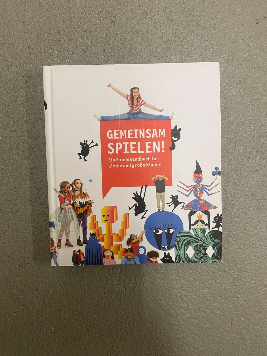 Libri: Buch Gemeinsam Spielen – Usato da Tägerig venduto da oiluig83