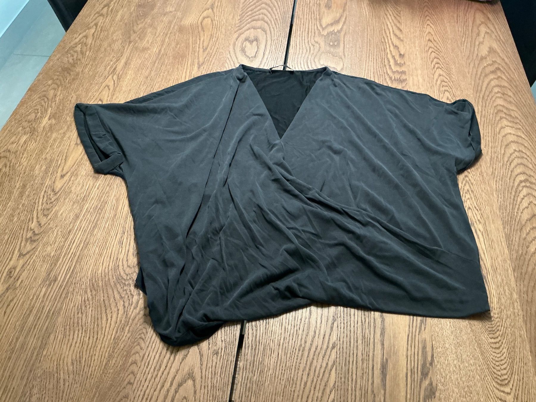 T-shirt: Schwarze freches Tshirt Gr. L – Usato da Würenlos venduto da Tina48
