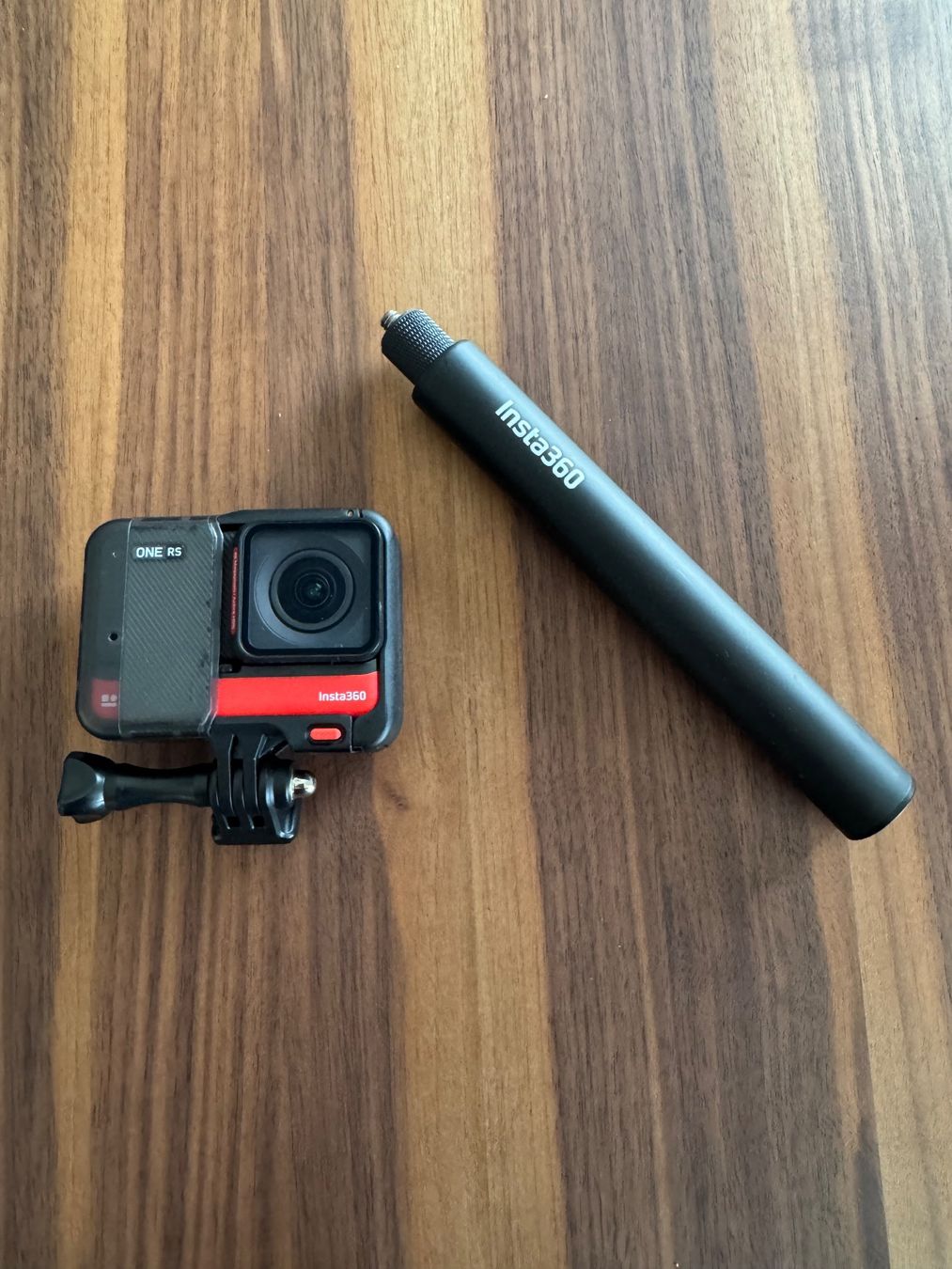 Insta360 Action Cam: Insta360 One RS Actionkamera – Gebraucht aus Selzach von RenxeC